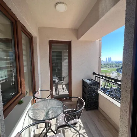 Modern Flatiron Apartment, Center * Скопье